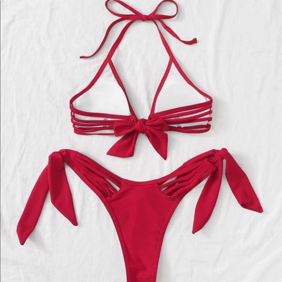 Cut out triangle bikini - Picture 2 of 3